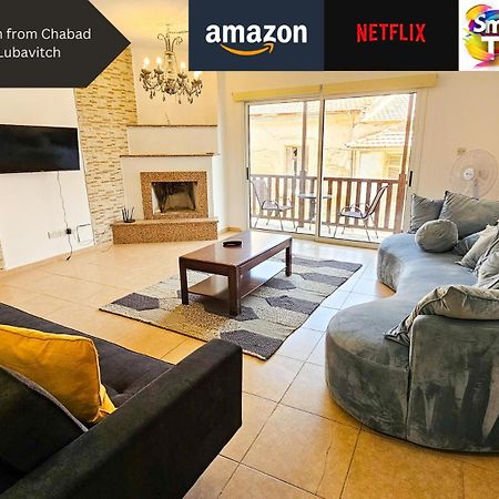 Sky Line City Apartment, 150M From Chabad Lubavitch Larnaca Dış mekan fotoğraf