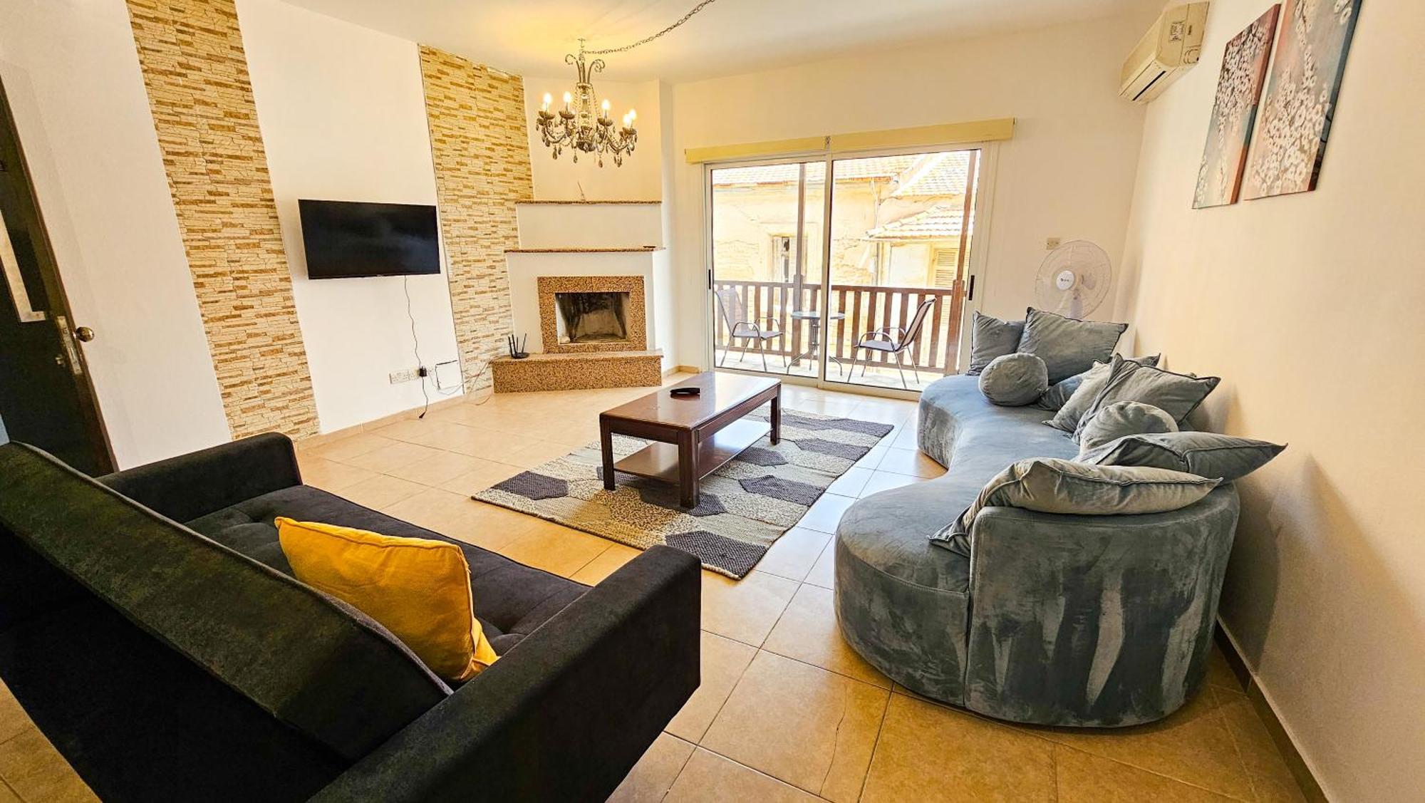 Sky Line City Apartment, 150M From Chabad Lubavitch Larnaca Dış mekan fotoğraf